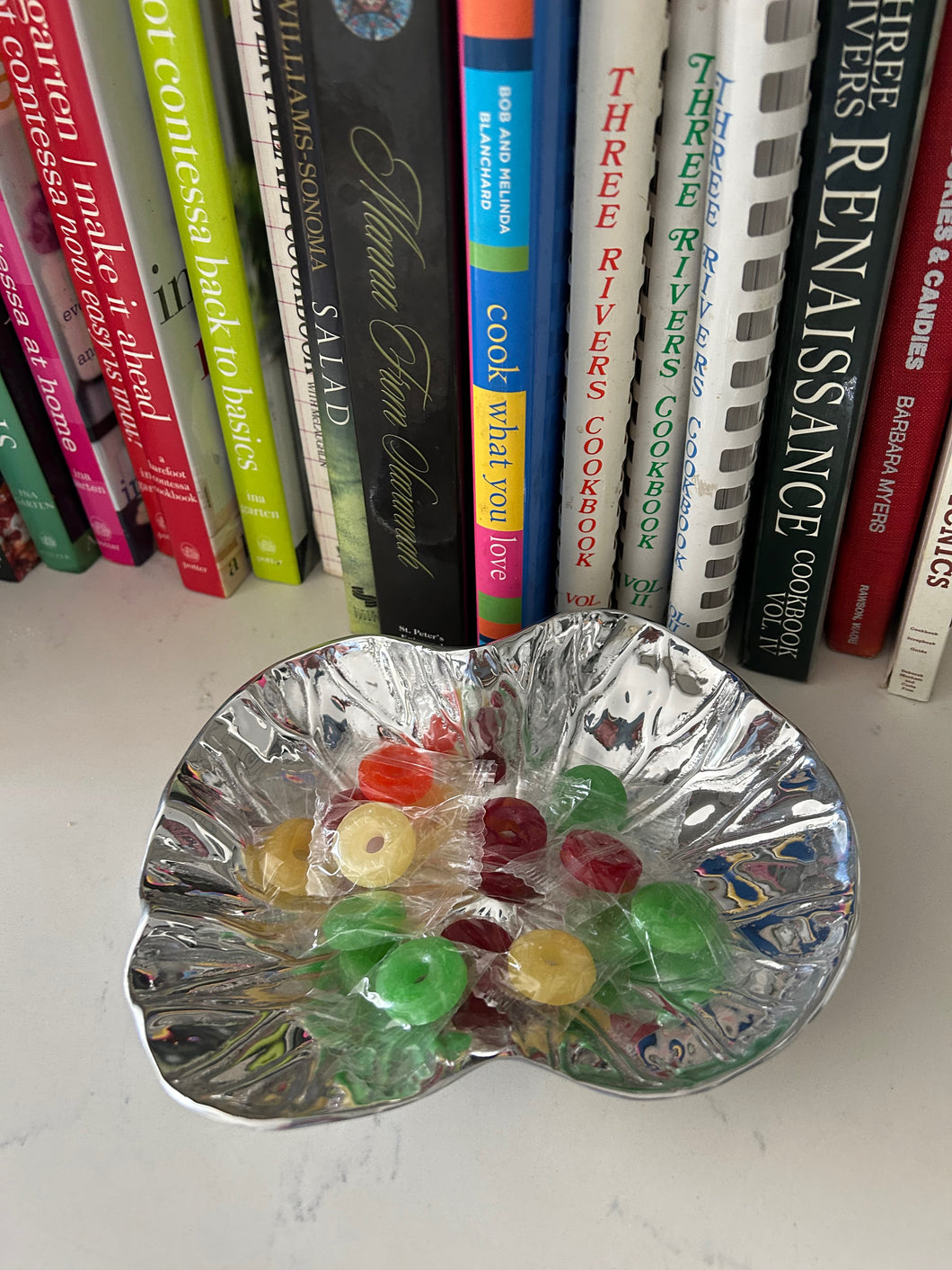 Beatriz Ball Flower Dish